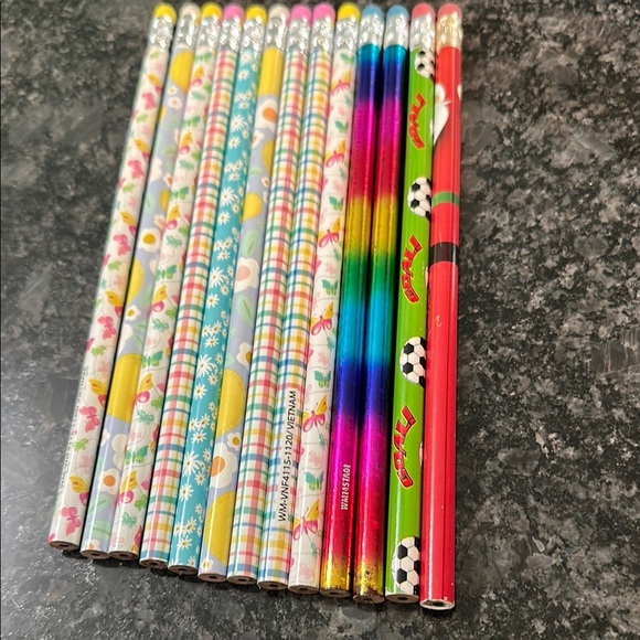 Vibrant Party Pencil Set with Assorted Colors - Picture 8 of 9